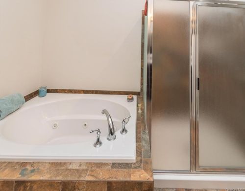 1214 Hustis Dr, Fishkill NY  12524-4968 exterior