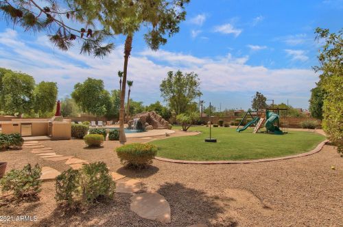 9833 Desert Cove Ave, Scottsdale AZ  85260-6219 exterior