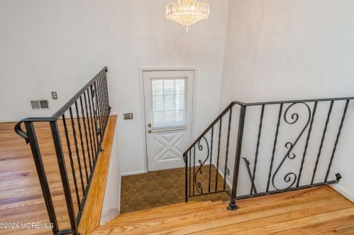 285 Timberline Pl, Bricktown, NJ 08723-5936