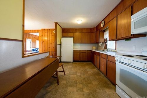 10 2nd Rd, Rock Hill NY  12775 exterior