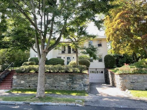 12 Tunstall Rd, Scarsdale, NY 10583-5934