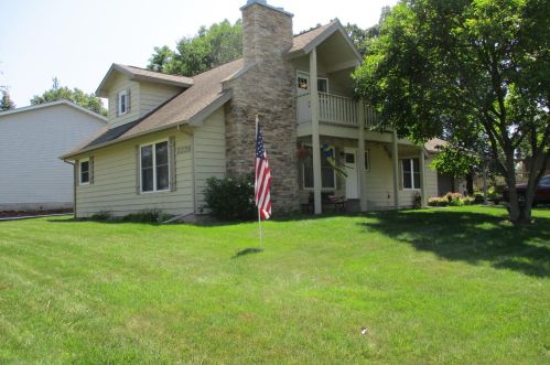2228 Coldspring Rd, Crown Point, IN 46307-9335