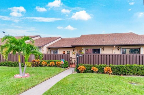 804 Sky Pine Way, West Palm Beach, FL 33415-9016