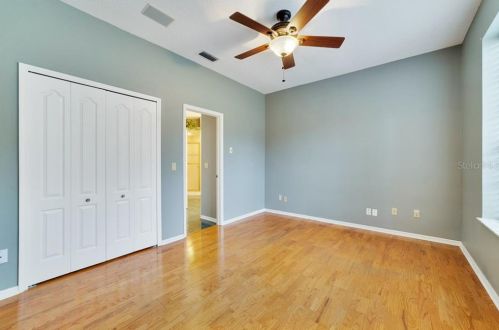 5208 Patricia Dr, Orlando FL 32819-7548 exterior