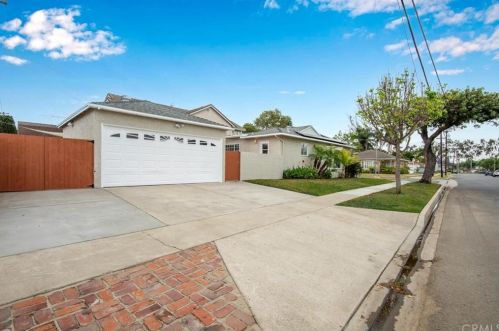 6003 Eckleson St, Lakewood CA  90713-1910 exterior