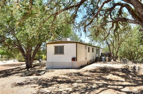 5770 Nacimiento Shores Rd, Lake Nacimiento, CA 93426-9670