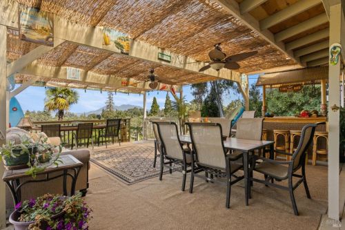 940 24 St, Lakeport CA  95453-3013 exterior