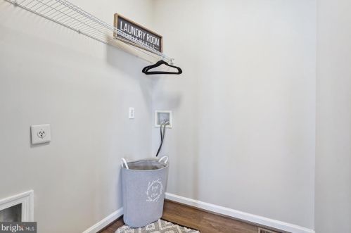 10204 Napoleon St, Fredericksburg VA  22408-8060 exterior