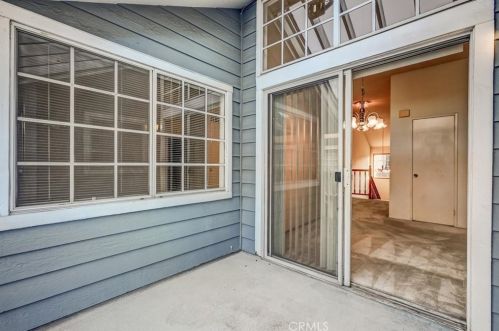 11690 Lakewood Blvd, Downey CA  90241-5272 exterior