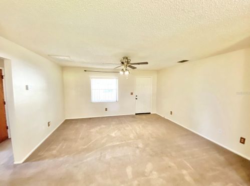 405 Bascom Ct, Polk City FL  33868-9303 exterior