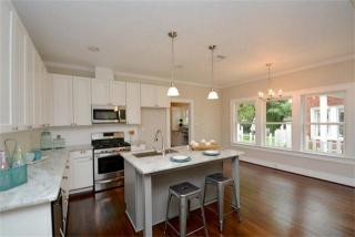 4430 Polk St, Houston TX  77023-1826 exterior