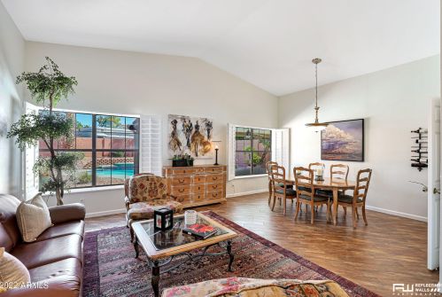 5426 Grandview Rd, Scottsdale, AZ 85254-1185