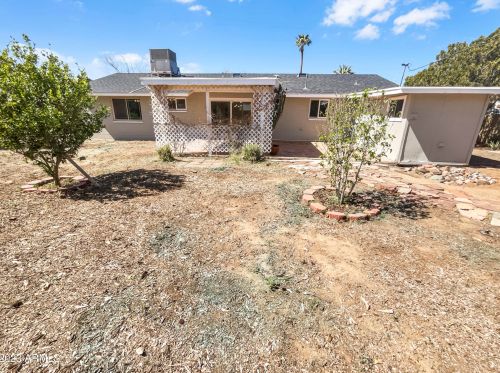 8901 18th Ave, Phoenix AZ  85021-4323 exterior