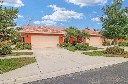 7063 Lone Oak Blvd, Naples, FL 34109-8875