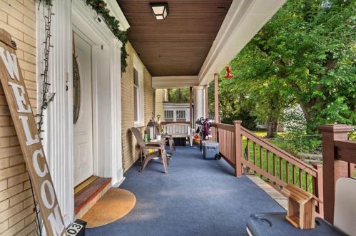 2003 7th Ave, Beaver Falls, PA 15010-3903