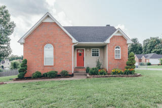 1030 Woodland Dr, Goodlettsville, TN 37072-8010