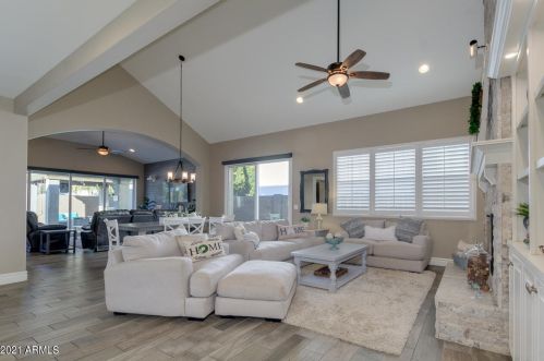 4424 Glacier Pl, Chandler AZ 85249-0502 exterior