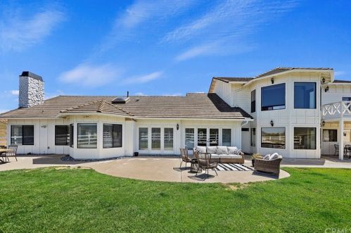 23920 La Vella Rd, Temecula CA  92590-3944 exterior