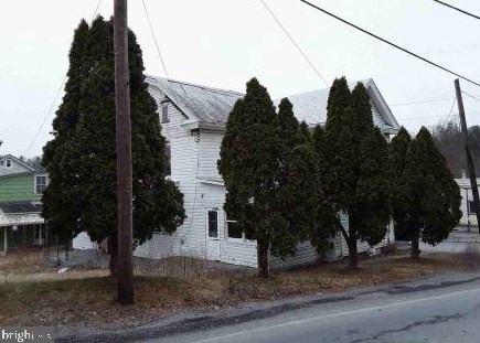 1252 Erdman Rd, Lykens, PA 17048-9155