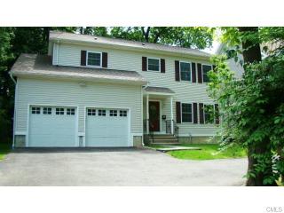 130 Van Buskirk Ave, Stamford, CT 06902-6142