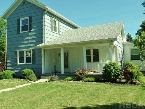 652 Fremont St, Amsden, OH 44830-3177