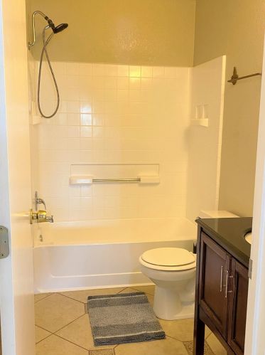 5539 Greenoaks Dr, Riverbank CA  95367-3844 exterior