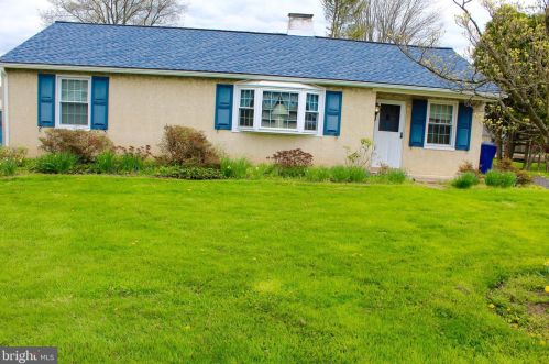 1811 Wayne Dr, Norristown, PA 19403-2708
