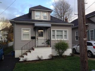 301 Madison Ave, Clifton, NJ 07011-3764