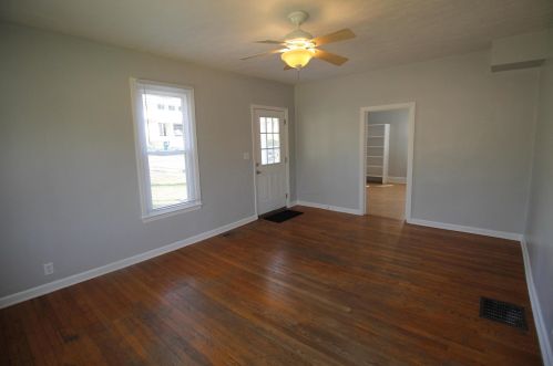 1100 New Gambier Rd, Mount Vernon OH  43050-3841 exterior