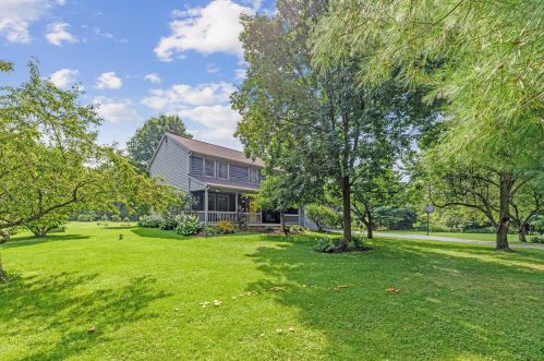 5772 Smaller Rd, Johnstown, OH 43031-9514
