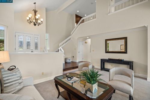 1194 Canyon Side Ave, San Ramon CA 94582-4556 exterior