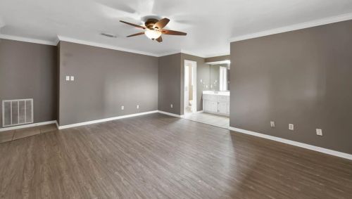 809 Northpine Dr, Conroe TX  77301-1125 exterior