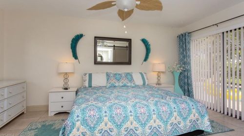 905 52nd St, Cape Coral FL  33914-7086 exterior