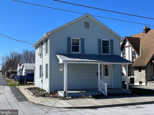 15 Walnut St, Littlestown, PA 17340-1637