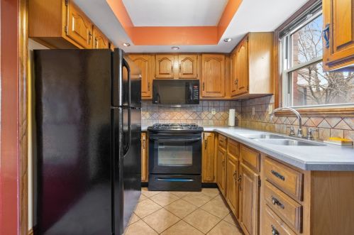 1554 Hawthorne St, Pittsburgh PA  15201-2046 exterior