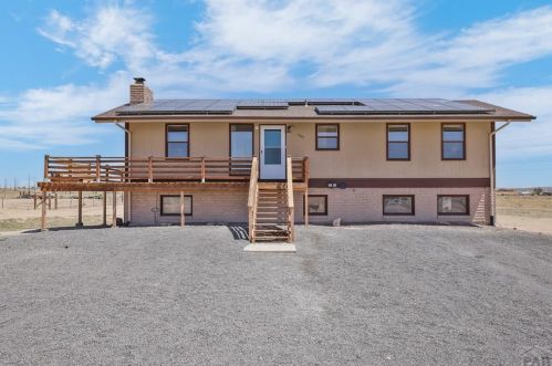 1045 Jaroso Dr, Pueblo, CO 81007-1108