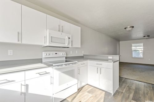 1700 Sandhill Rd, Orem UT  84058-7510 exterior