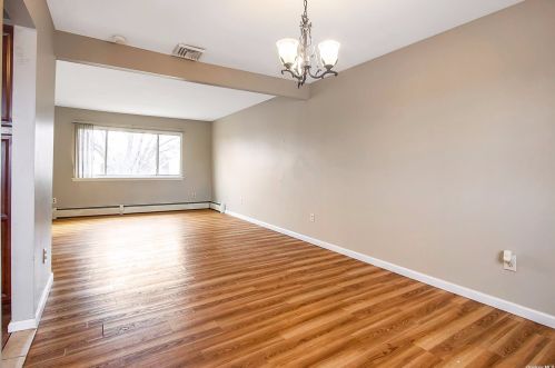 106 Rolling Meadows Rd, Middletown NY  10940-2606 exterior