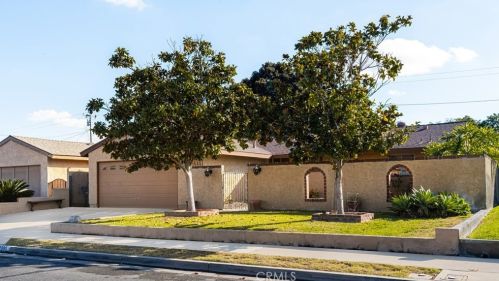 7390 Santa Elise Cir, Buena Park, CA 90620-3125