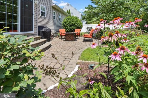 233 Beech Ln, Swedesboro NJ  08085-4033 exterior