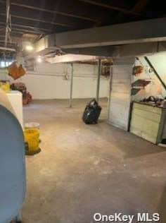 31 Demille Ave, Floral Park NY  11003-4515 exterior