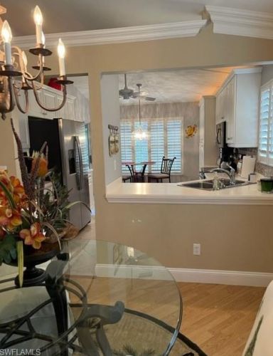 322 Emerald Bay Cir, Naples, FL 34110-8666