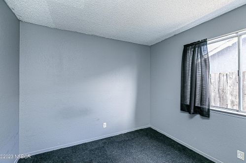 1061 Wildwood Rd, Santa Maria CA  93454-2442 exterior