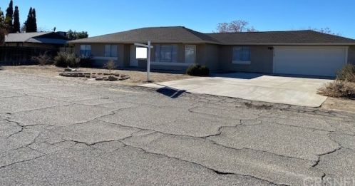 41025 Fieldspring St, Lancaster, CA 93535-7129