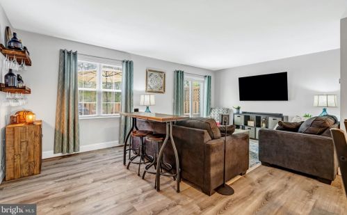 36 Quail Run, Berkeley Township NJ  08721-1300 exterior