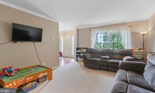 100 Brook Meadow Cir, Shrewsbury PA  17361-1236 exterior