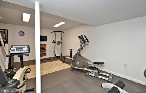 122 Claremont Dr, Lansdale PA 19446-6361 exterior