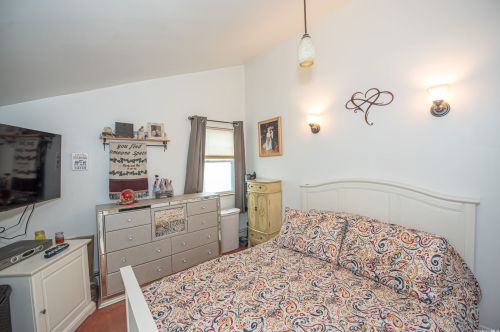 4156 Florence Rd, Bethpage NY  11714-6237 exterior