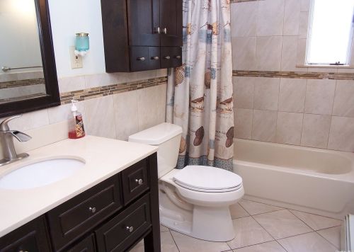 12 Lehman Ave, South Setauket NY  11720-1912 exterior