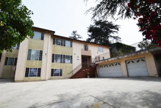 904 Cherokee Ln, Glendale, CA 91205-3812